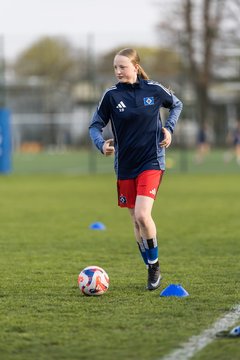 Bild 49 - wBJ Hamburger SV - Eimsbuettler TV : Ergebnis: 4:0